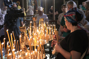Українці сьогодні святкують Трійцю